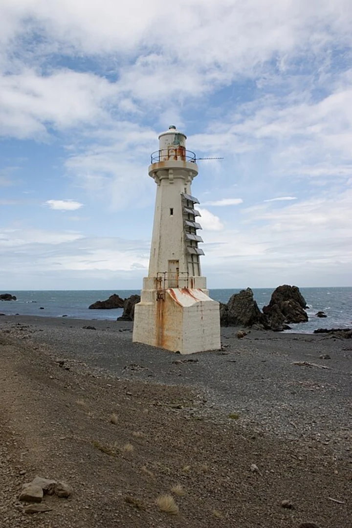 An image depicting the trail Pencarrow Head, Pencalenick Loop and its surrounding area.