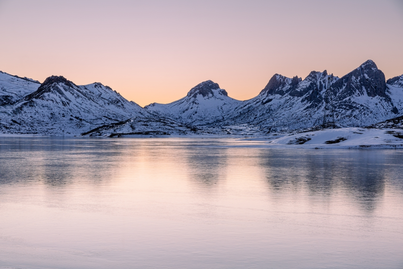 An image depicting the trail The Three Marys PR LE 75 and its surrounding area.