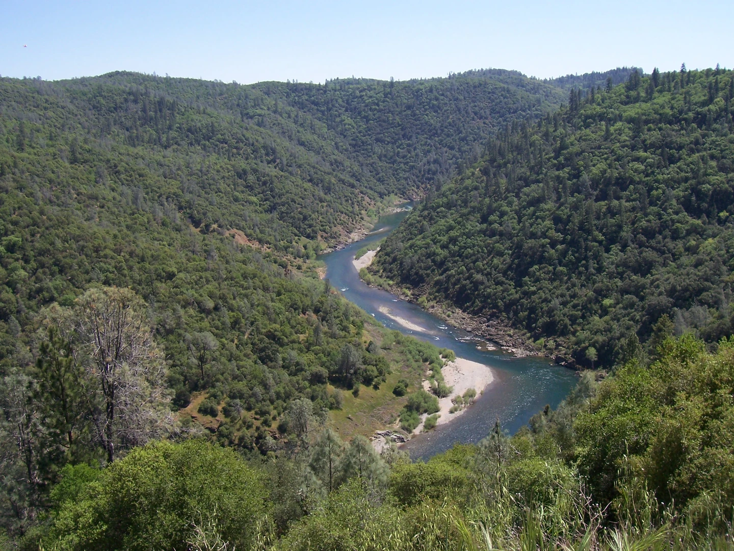 An image depicting the trail Middle Fork American River - Quarry Trail and its surrounding area.