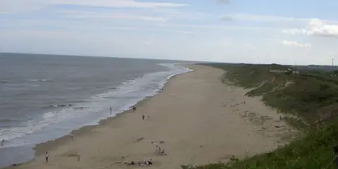 An image depicting the trail Cahore Point Coastal Walk and its surrounding area.