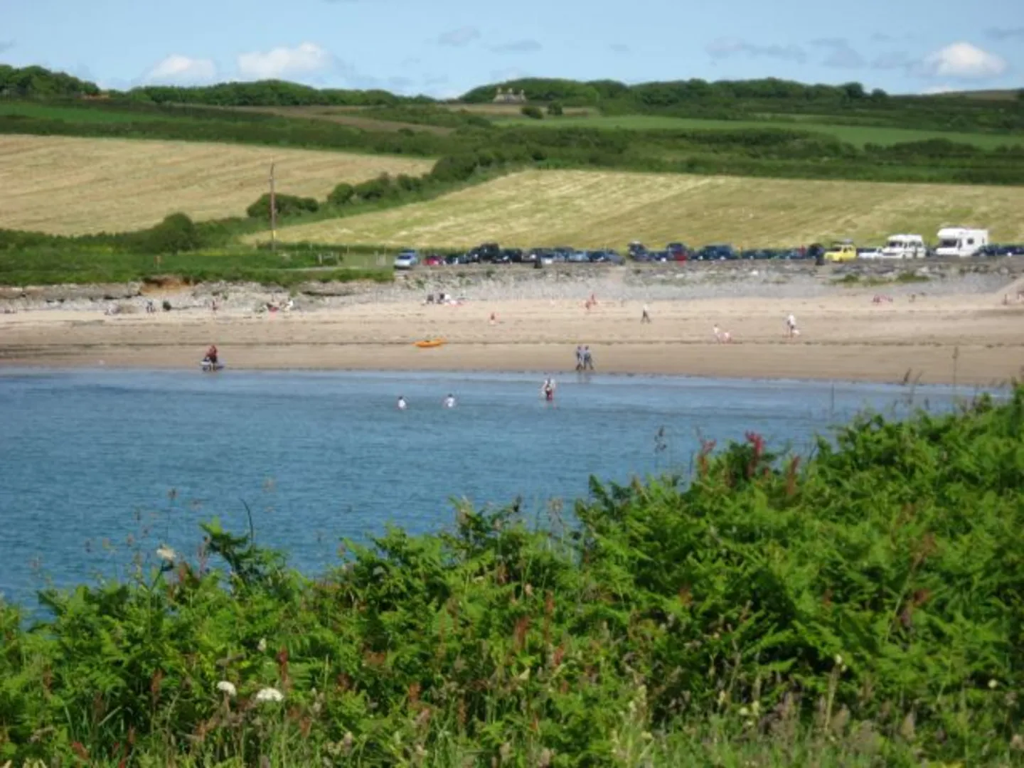 An image depicting the trail Angle Peninsula and its surrounding area.