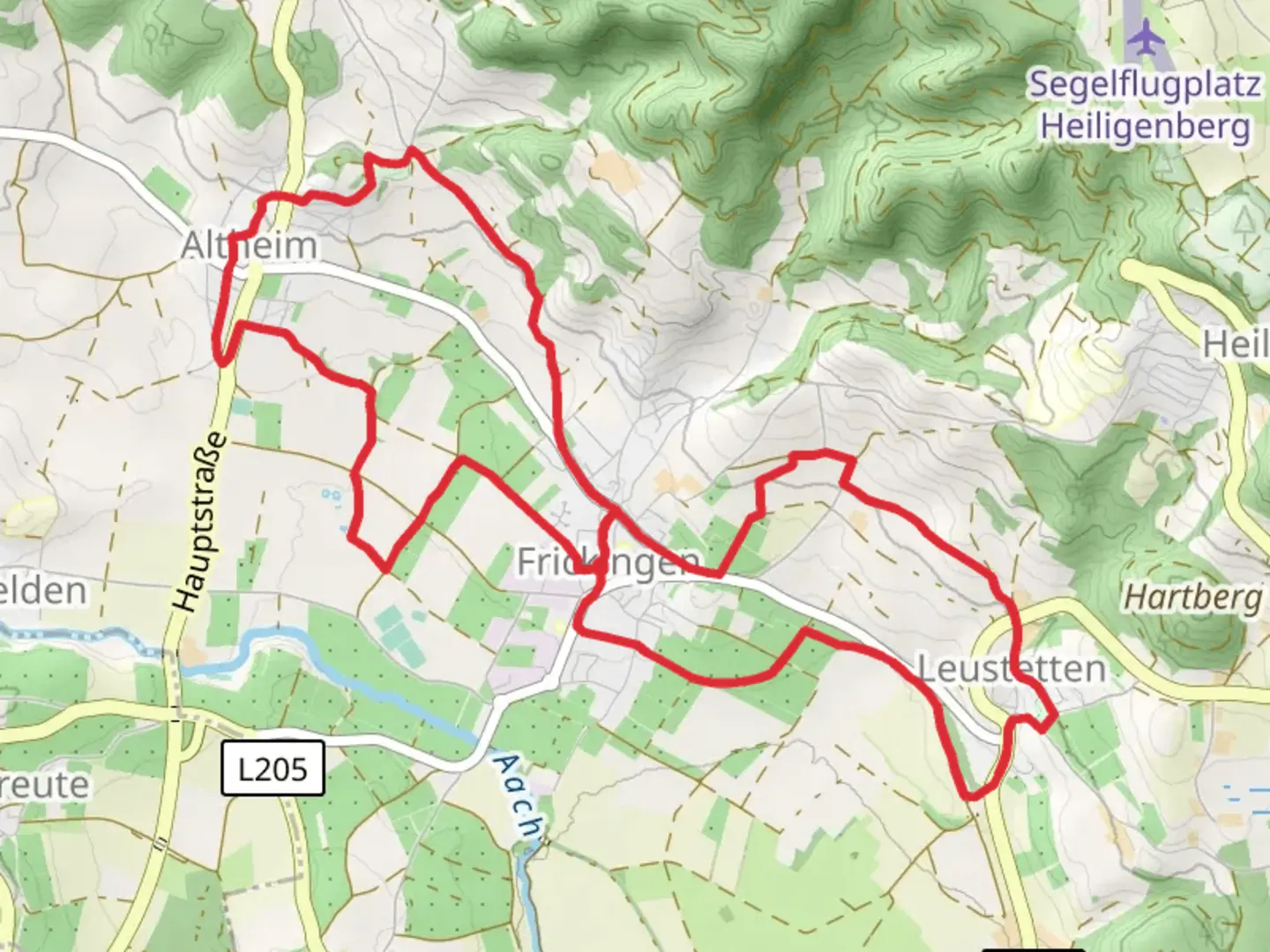 An image depicting the trail Apfelrundweg Frickingen and Leustetter Strasse and its surrounding area.