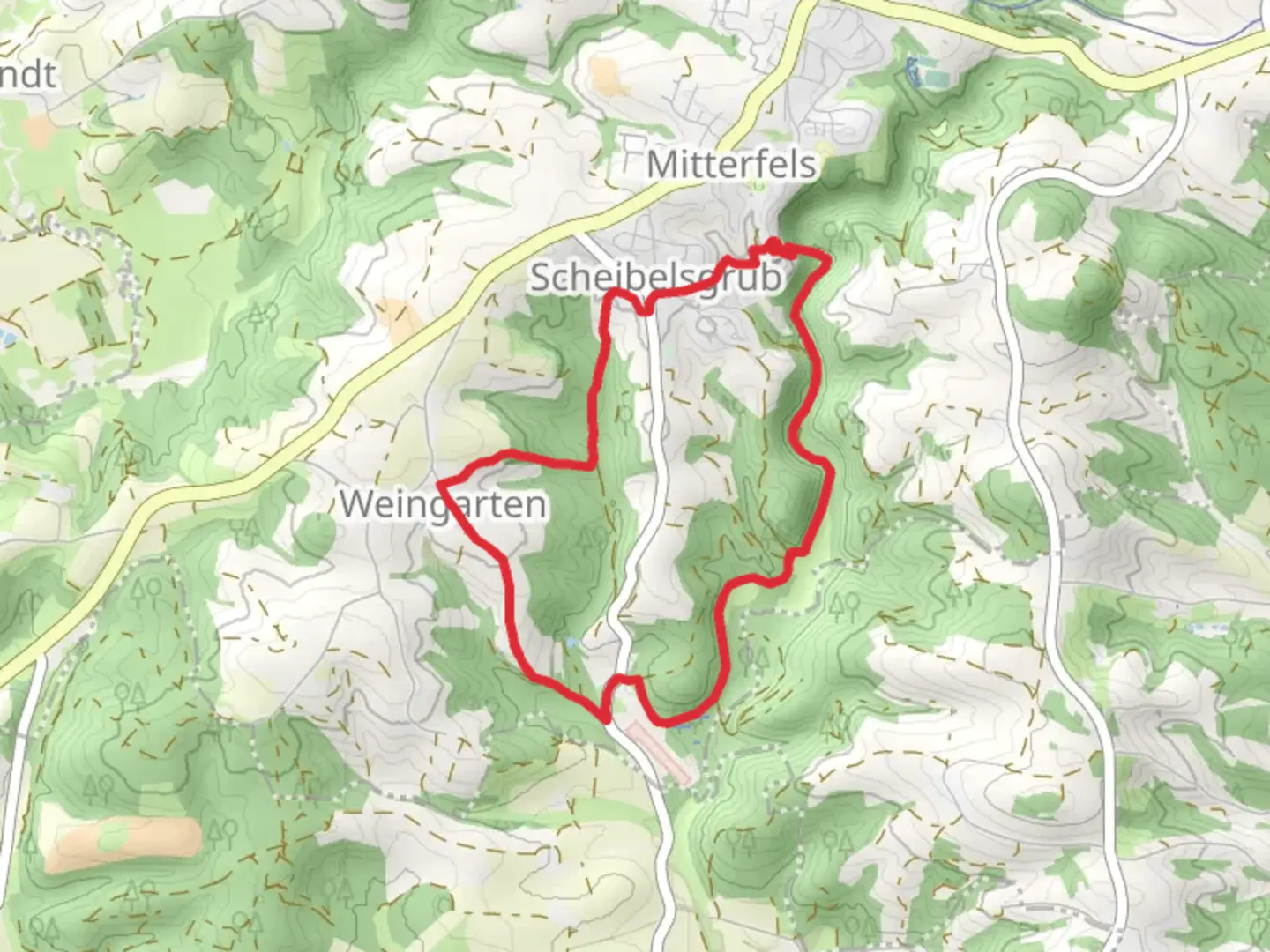An image depicting the trail Weingartenweg Variante A and B and its surrounding area.