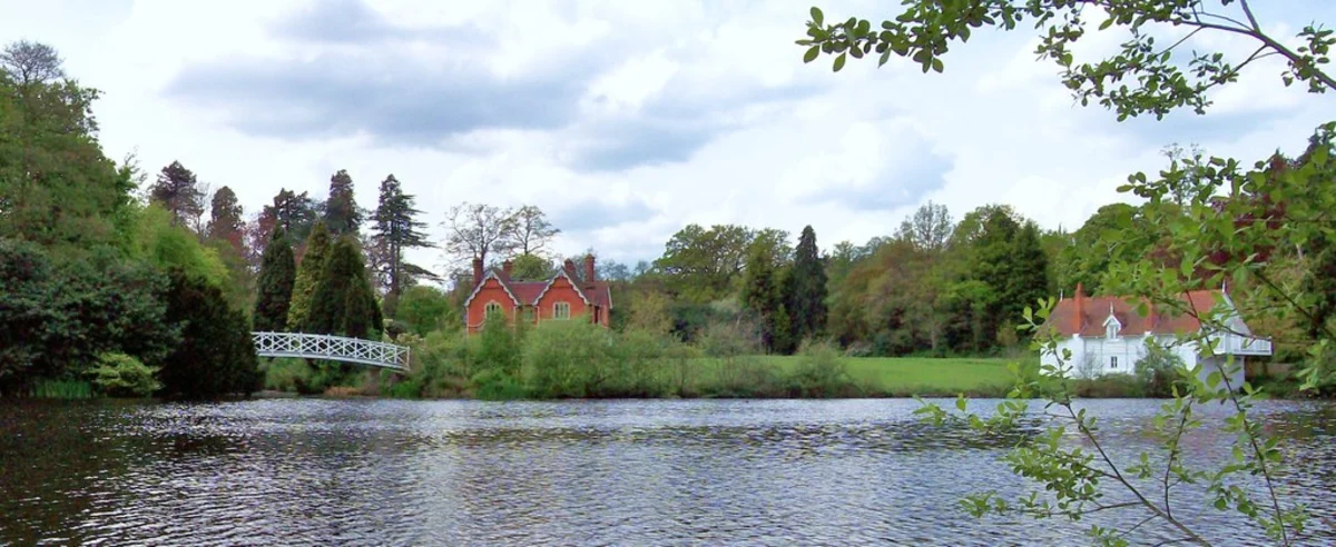 Obelisk Pond, The Savill Garden and Windsor Great Park Loop - Egham Wick