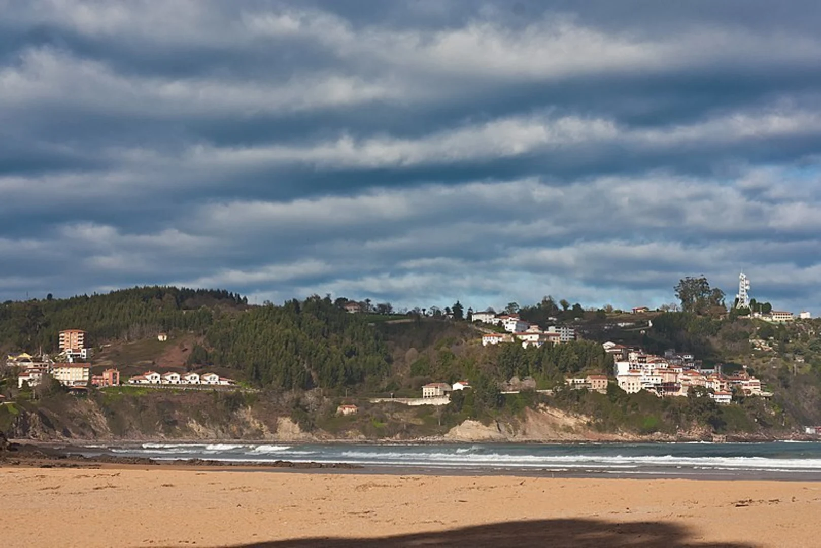 An image depicting the trail Route between Beaches PR AS 134 and its surrounding area.