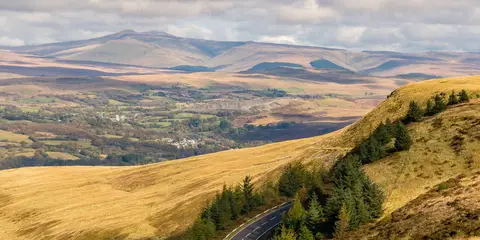 An image depicting the trail Dare Valley Country Park to Gileston Walk and its surrounding area.