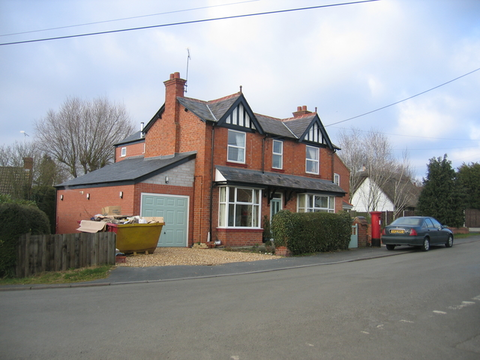 New End and Cladswell Circular