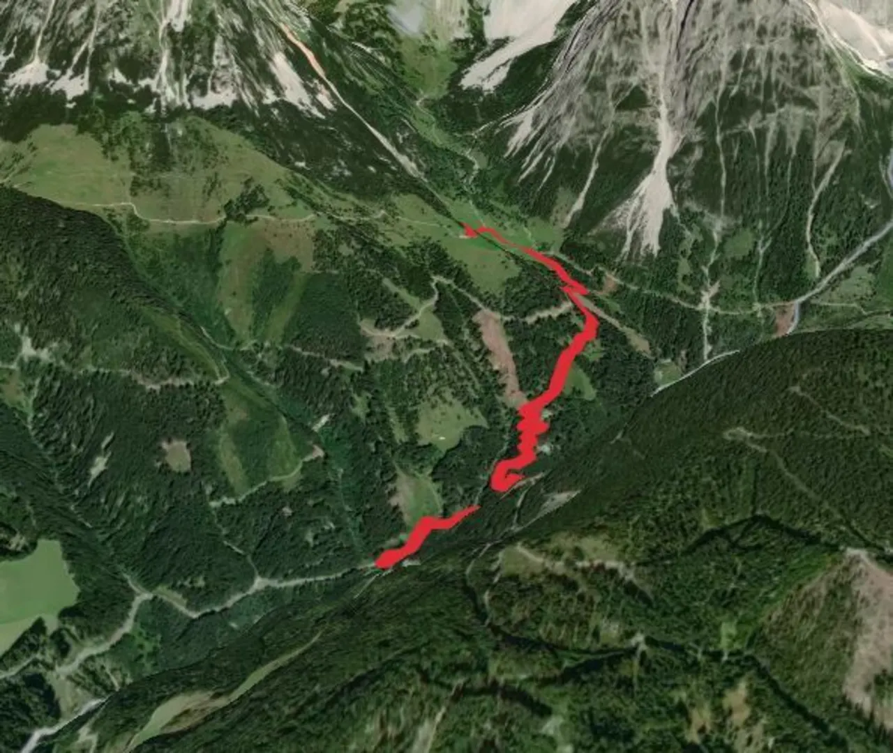 An image depicting the trail Bachlalm Hike and its surrounding area.