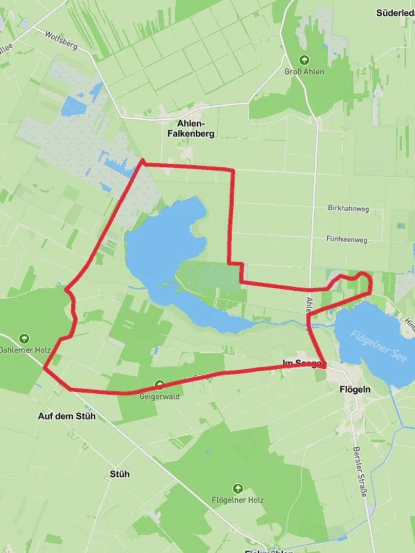 An image depicting the trail Dahlemer and Halemer See Loop and its surrounding area.