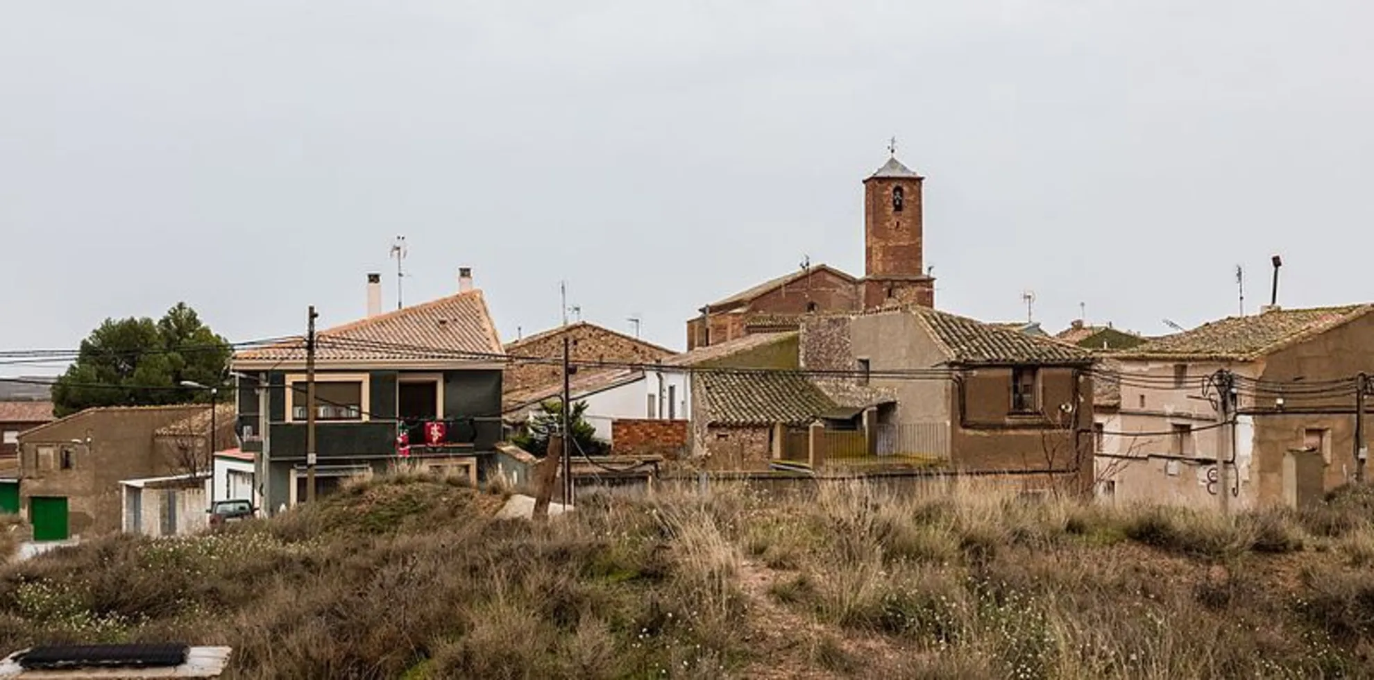 An image depicting the trail Pozuelo de Aragón - Bisimbre PR Z 165c and its surrounding area.