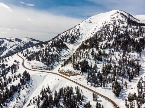 An image depicting the trail Coal Creek Meadows Trail and its surrounding area.