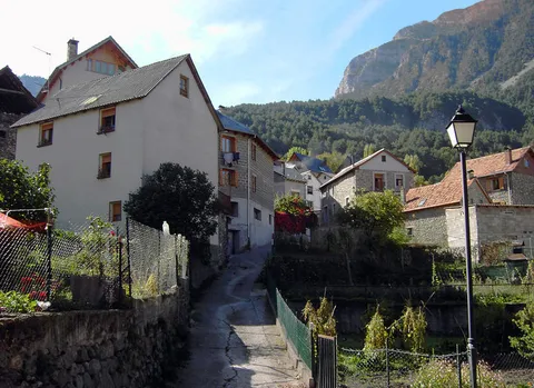 Saravillo - Without PR HU 38