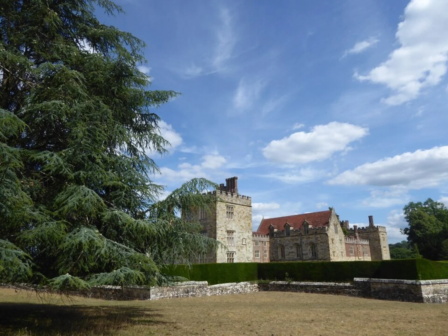 An image depicting the trail Penshurst Place and its surrounding area.