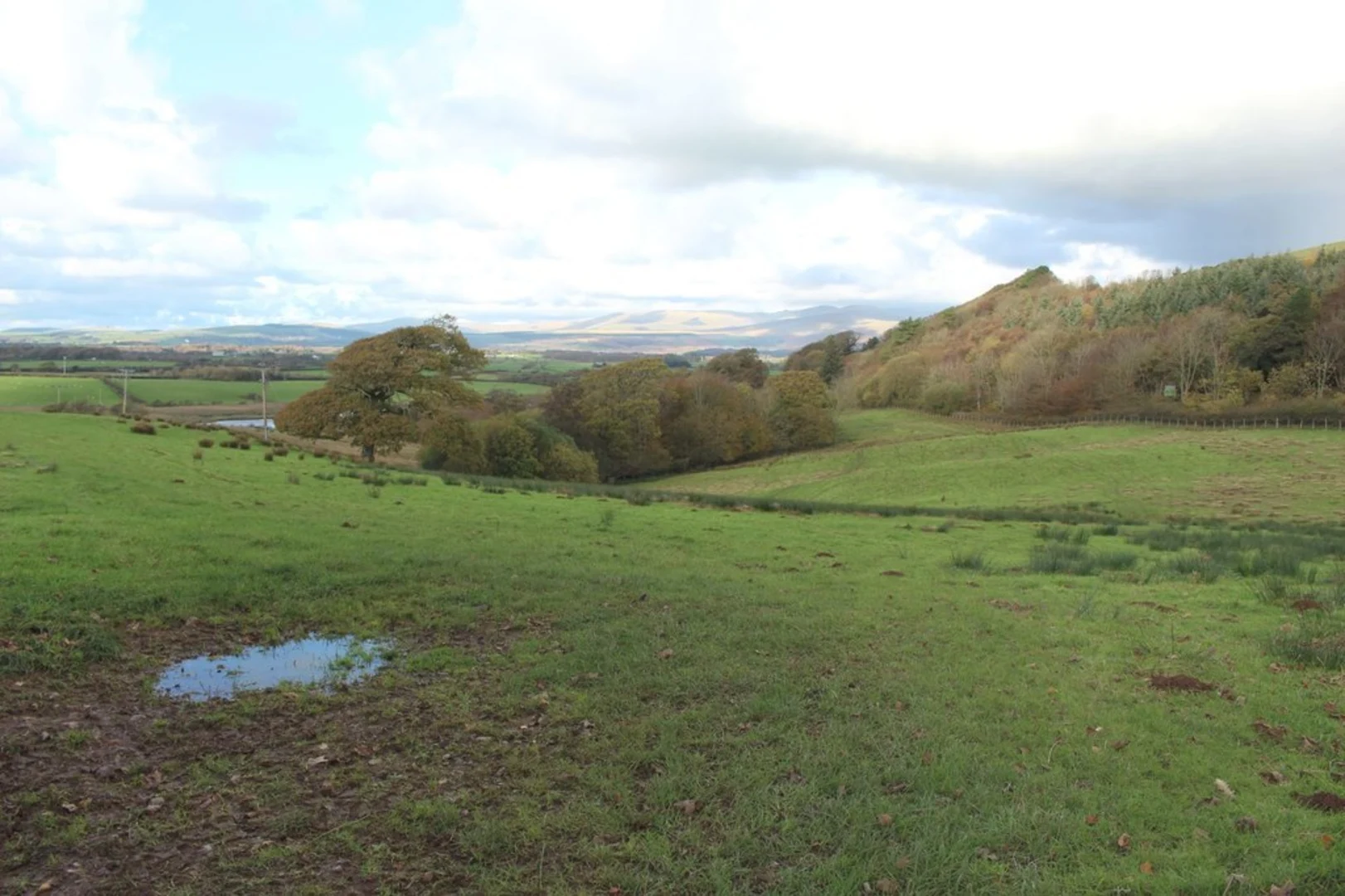An image depicting the trail Ravenglass to Saltcoats via River Mite and its surrounding area.