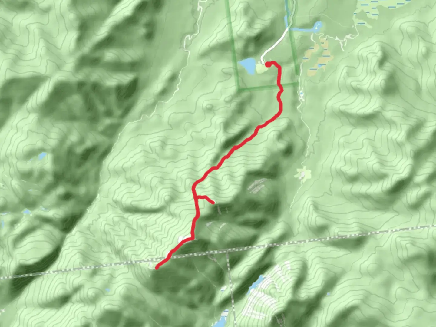 An image depicting the trail Algonquin Peak and Iroquois Peak Trail and its surrounding area.