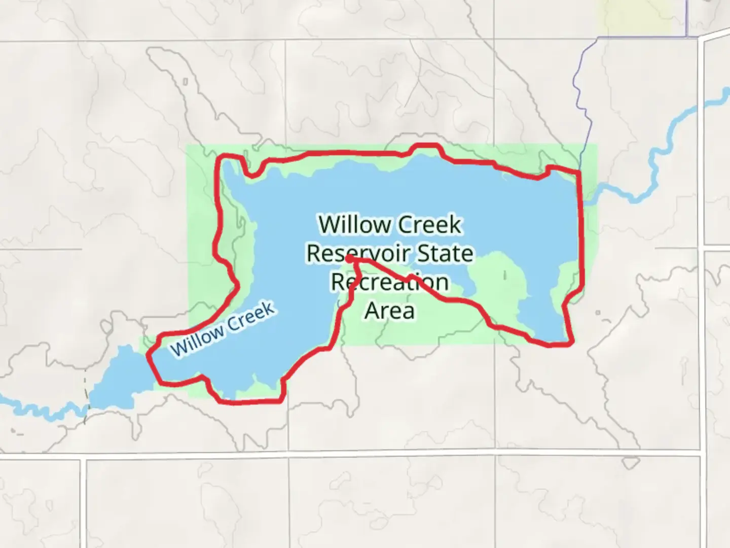 An image depicting the trail Willow Creek Lake Loop and its surrounding area.