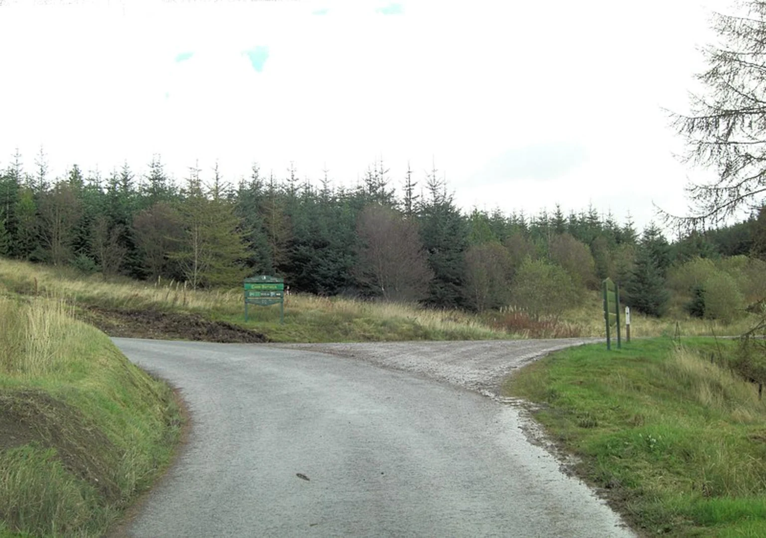 An image depicting the trail Cwm Berwyn from Tregaron and its surrounding area.