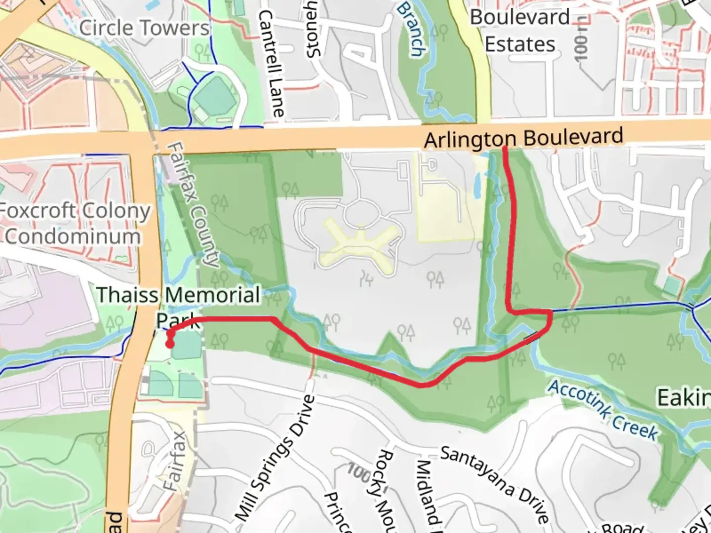 An image depicting the trail Accotink Creek and Cross County Trail and its surrounding area.