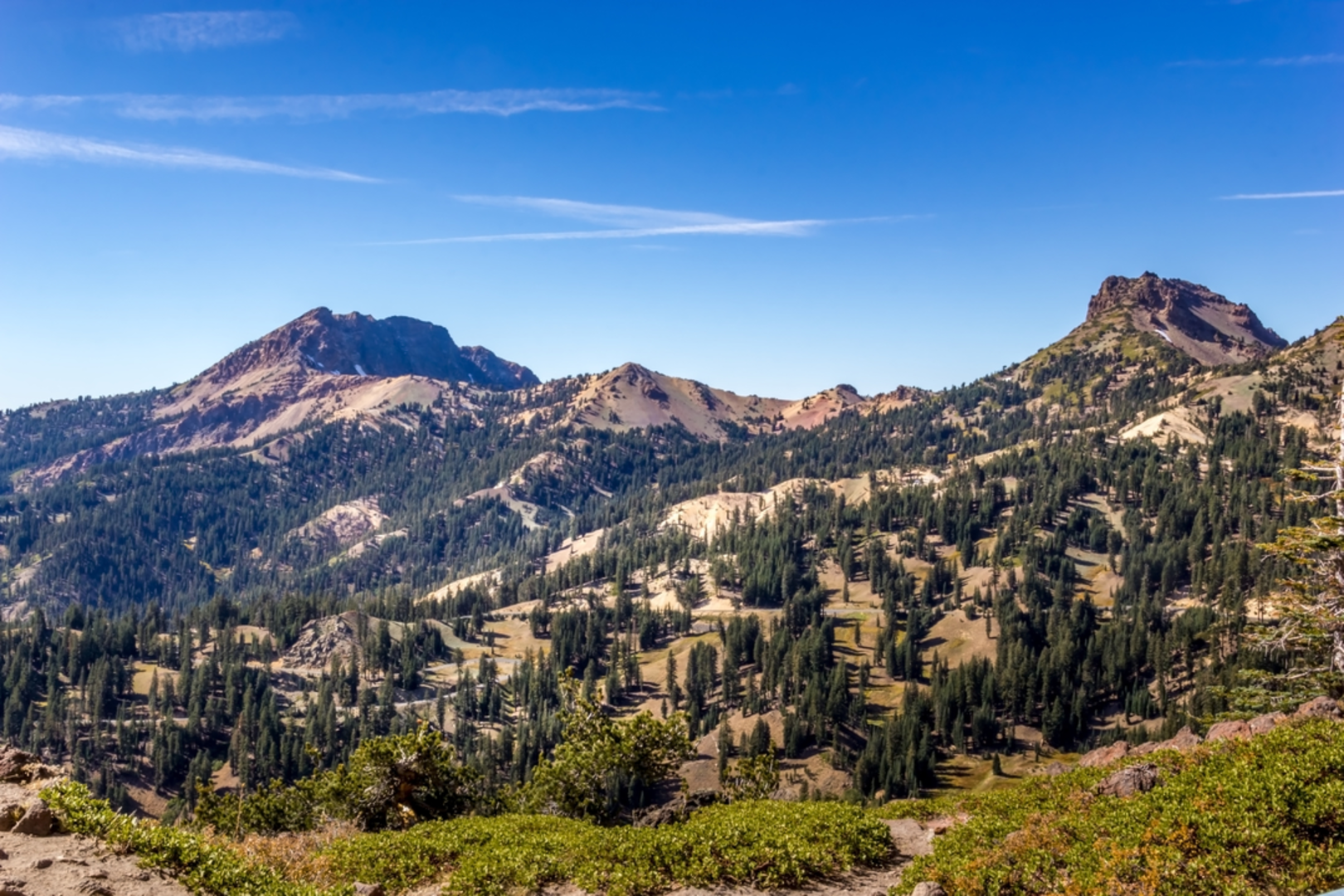 An image depicting the trail Forest Lake Trail and its surrounding area.