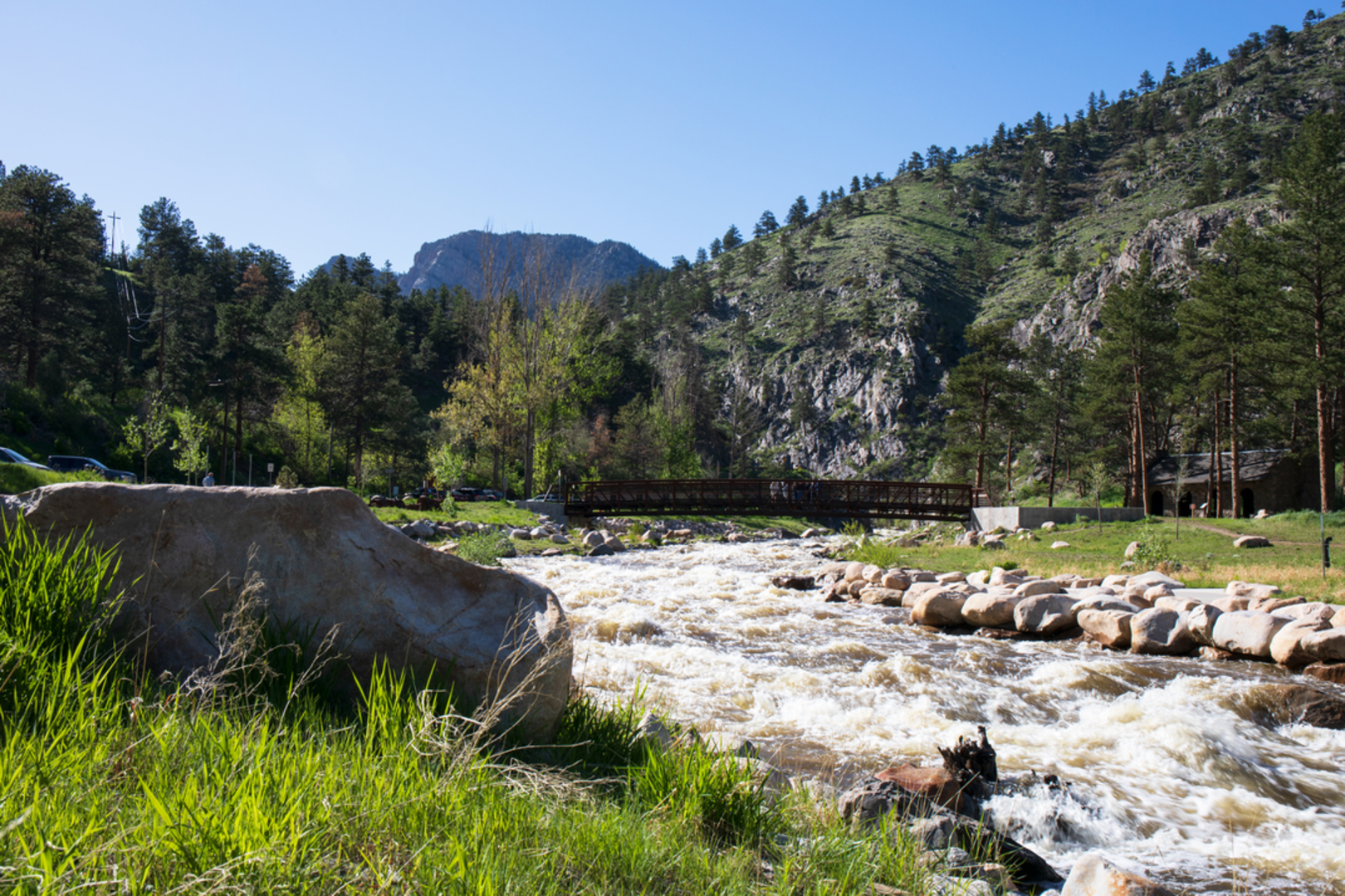 An image depicting the trail Round Mountain Trail and its surrounding area.