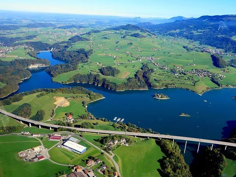 Sentier du Lac de la Gruyère
