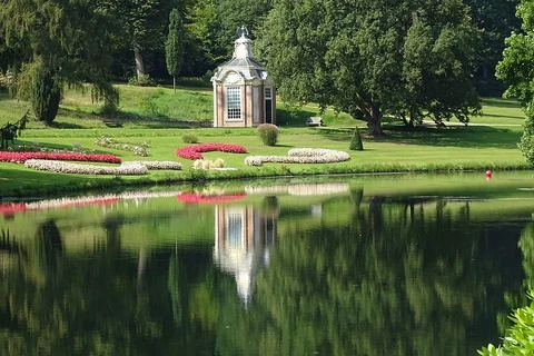 Rozendaalse Beek, Vijver Beekhuizen and Tonberg Loop