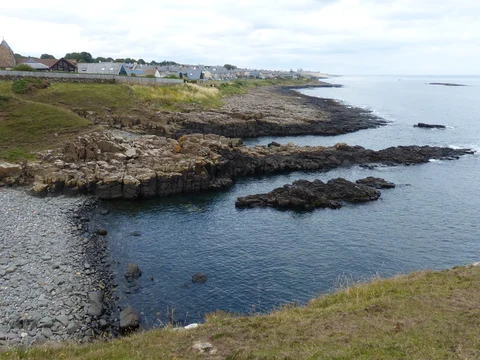 An image depicting the trail Craster to Dunstanburgh Castle Walk and its surrounding area.