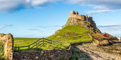 An image depicting the trail Holy Island - Lindisfarne Castle and Emmanuel Head and its surrounding area.