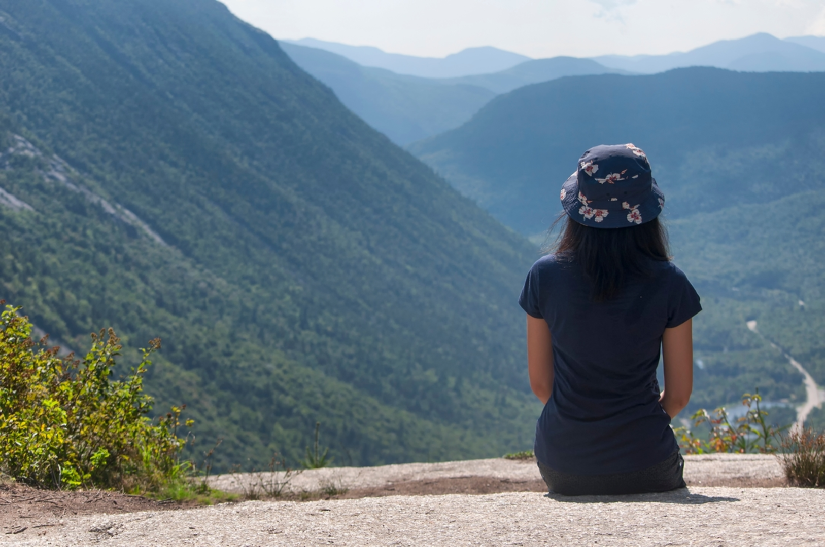 An image depicting the trail Mount Willard Trail and its surrounding area.