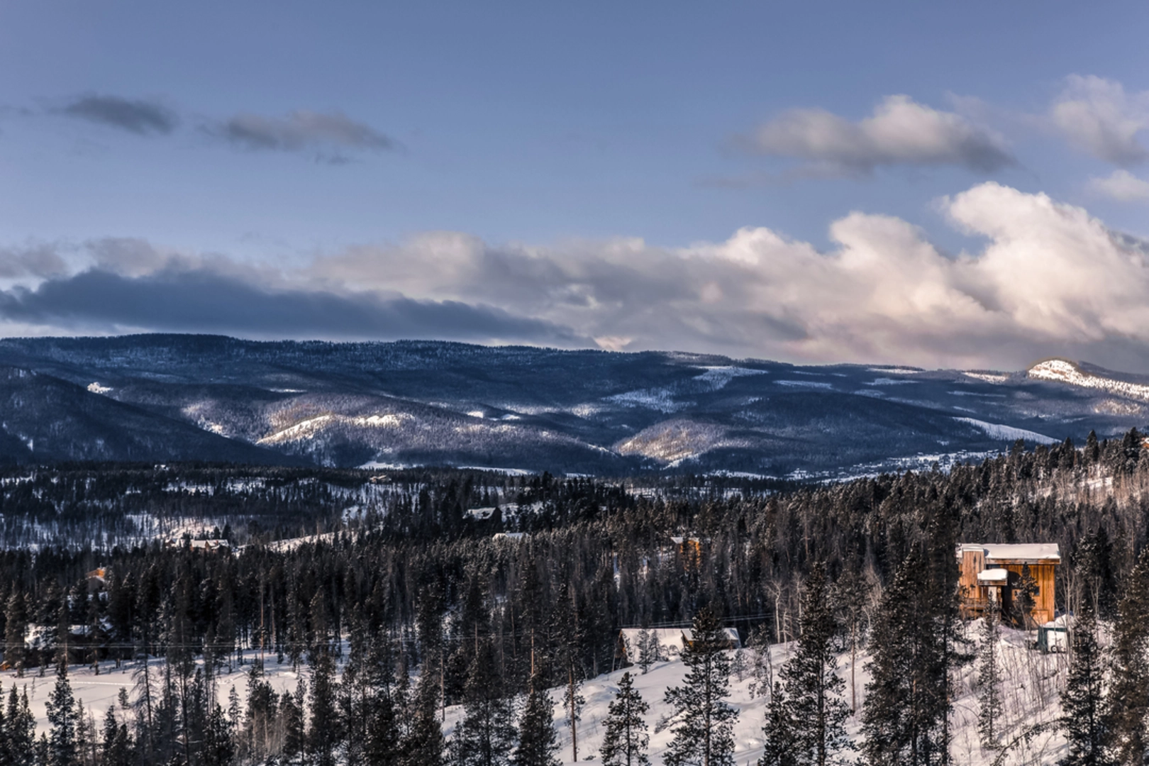 An image depicting the trail Serenity Trail and its surrounding area.