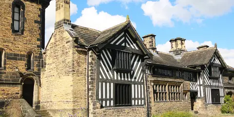 An image depicting the trail Halifax - Piece Hall - Beacon Hill and Shibden Hall and its surrounding area.