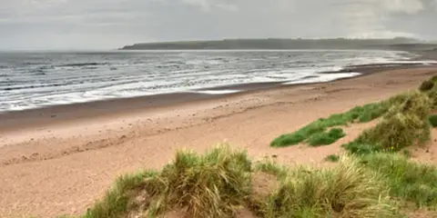 An image depicting the trail Lunan Way Walk and its surrounding area.