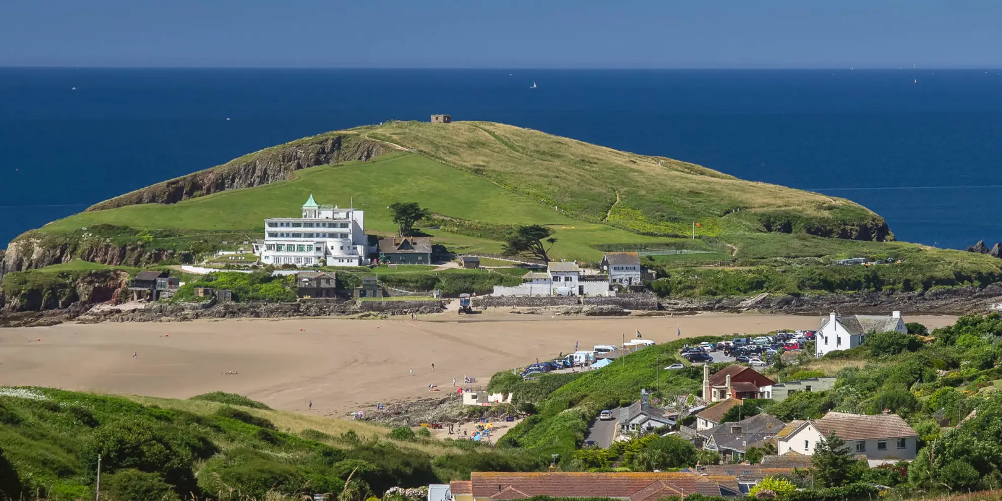 An image depicting the trail Bigbury-on-Sea - Arymer Cove and Burgh Island and its surrounding area.