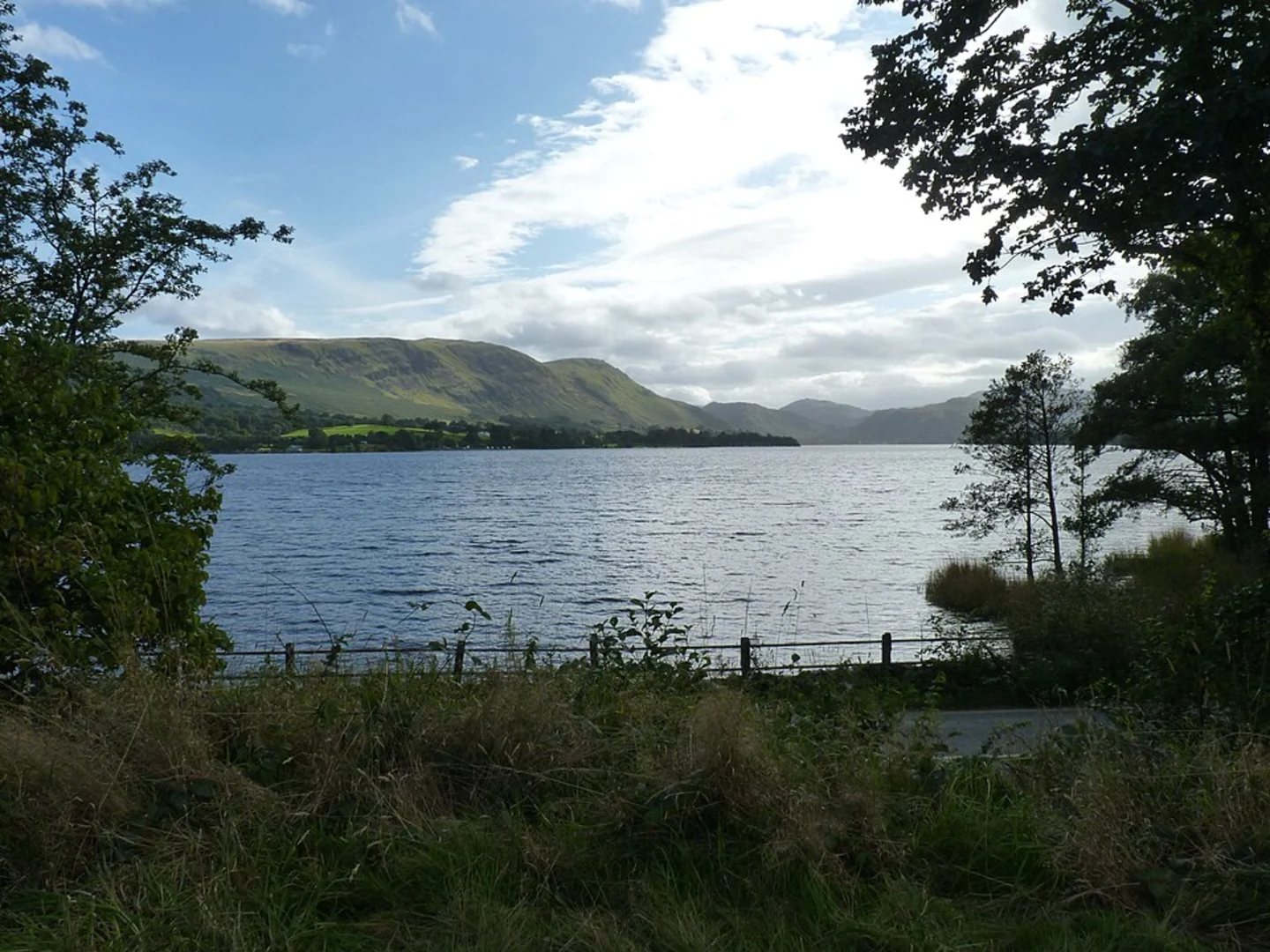 An image depicting the trail Ullswater, Pooley Bridge and Dacre Loop from Longthwaite and its surrounding area.