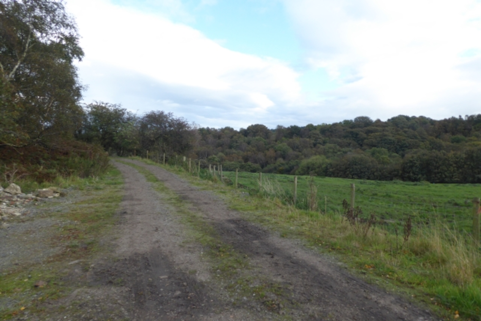 An image depicting the trail Osmotherley to Over Silton Loop and its surrounding area.