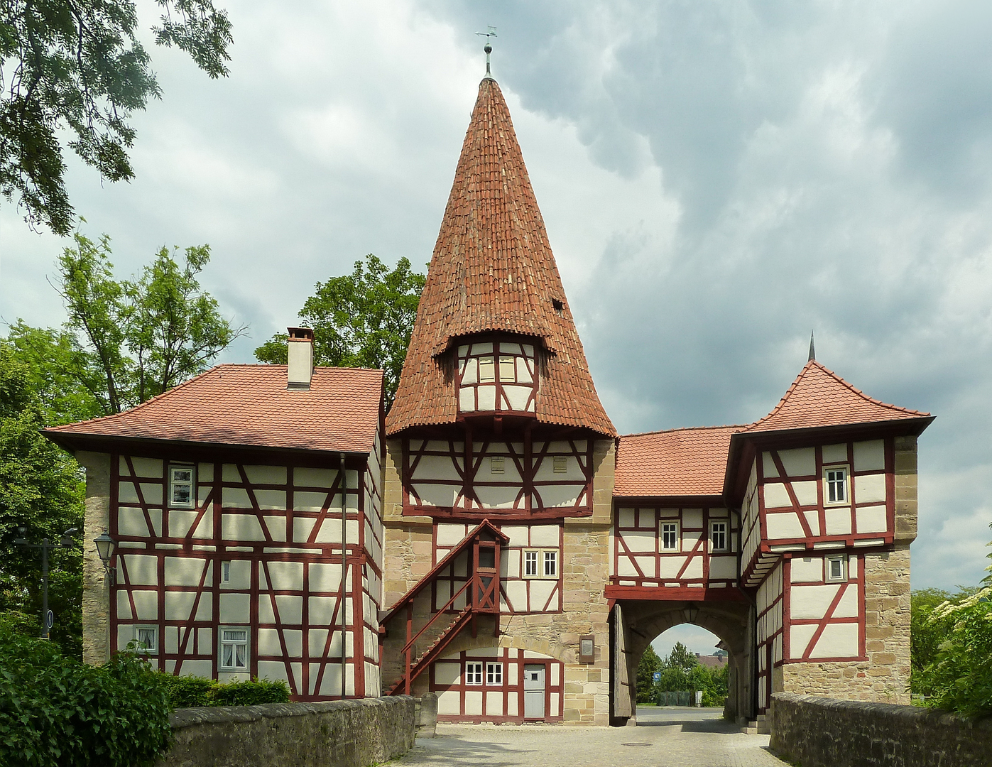 An image depicting the trail Steigerwald Panoramaweg and its surrounding area.