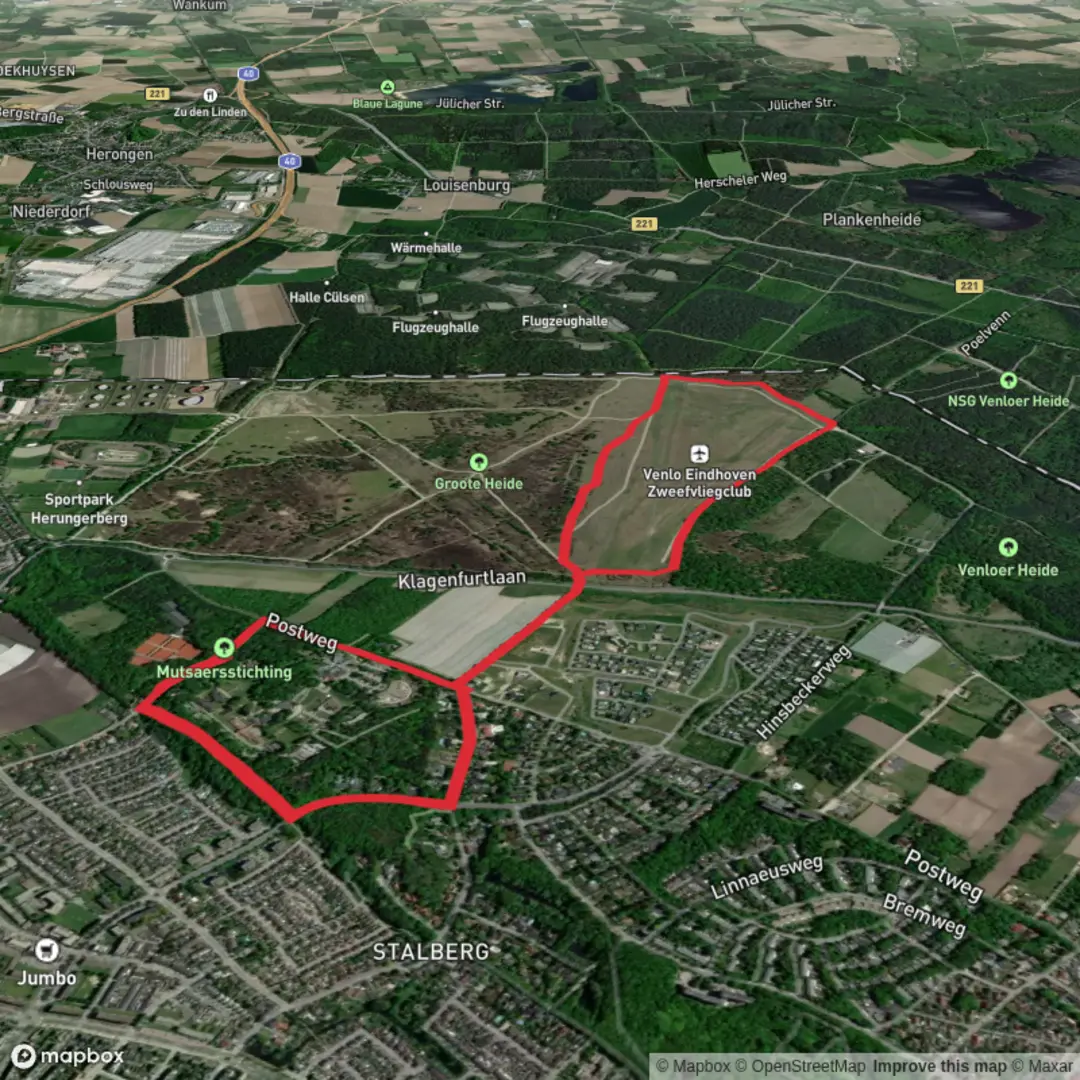 An image depicting the trail Schafbosberg Weg, Grote Heide Weg and Bloemarts Weg and its surrounding area.