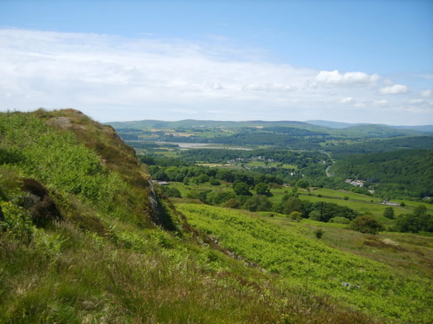 An image depicting the trail Bigland Barrow Walk and its surrounding area.