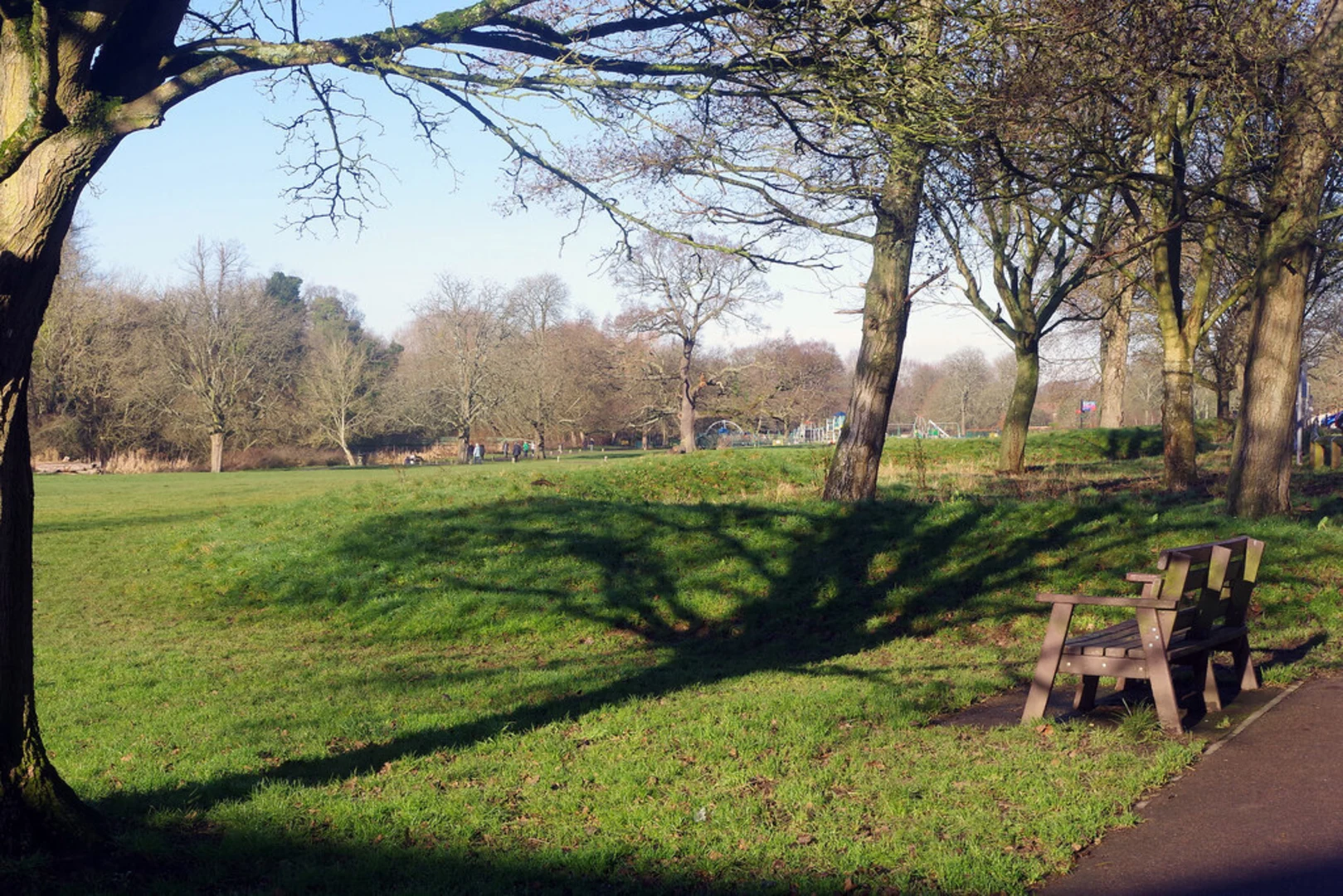 An image depicting the trail Cassiobury Park Loop and its surrounding area.
