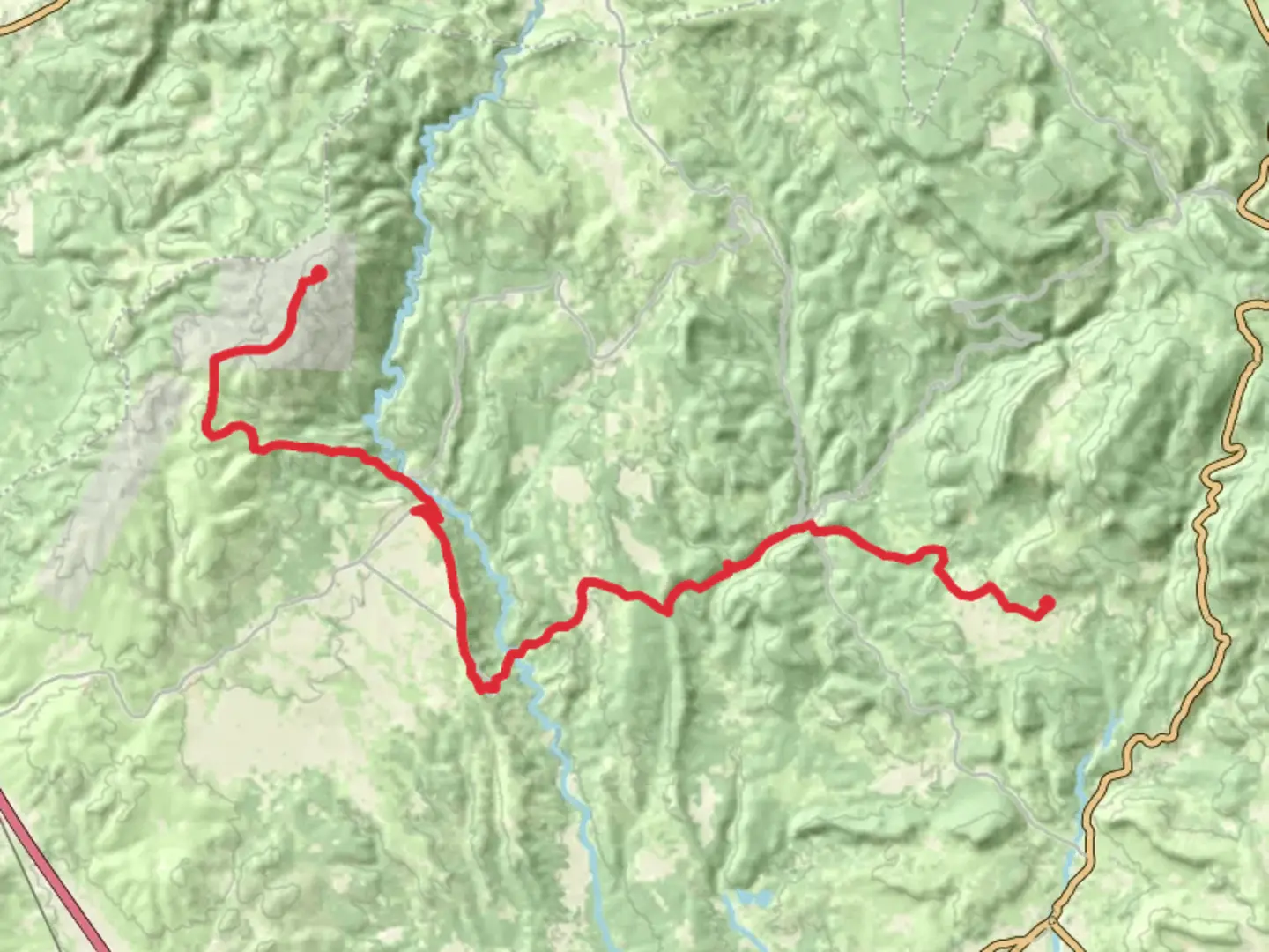 An image depicting the trail GR® 8 - The High Head PR TE 27 and its surrounding area.