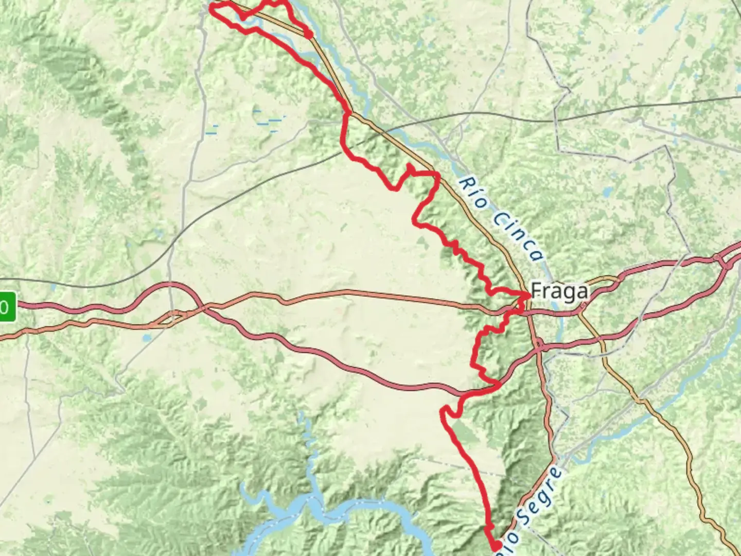 An image depicting the trail GR 261 Mequinenza - Chalamera and its surrounding area.