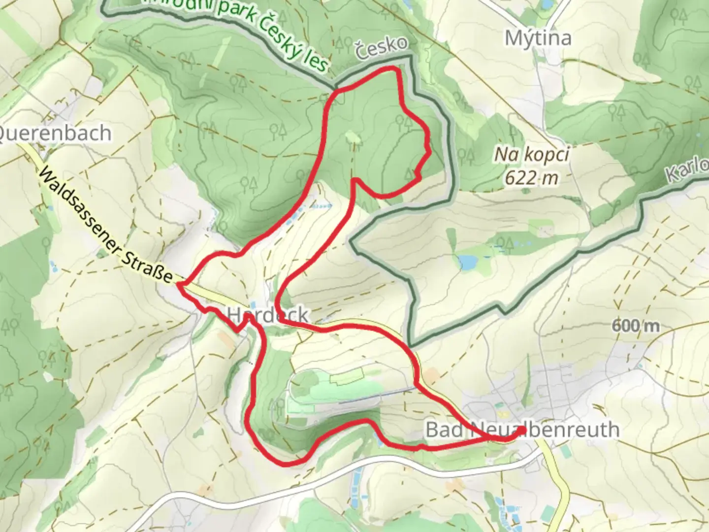 An image depicting the trail Muglbach Loop Weg and its surrounding area.