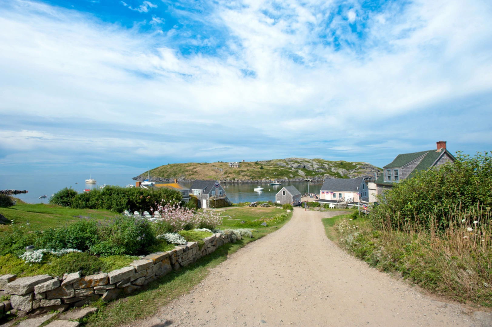An image depicting the trail Monhegan Island Loop via Black Head and Maple Trail and its surrounding area.