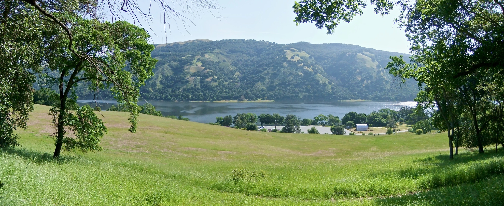 An image depicting the trail Coyote Ridge, Gaviota and Mummy Mountain Loop Trail and its surrounding area.