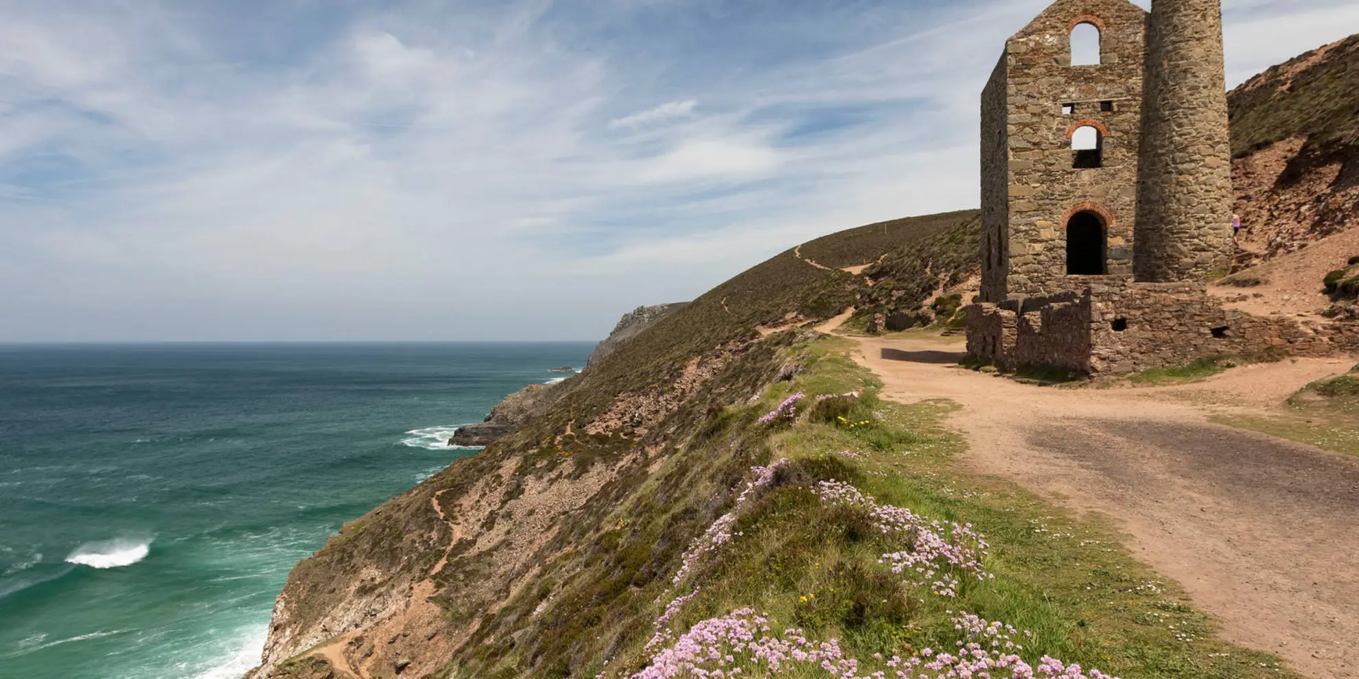 An image depicting the trail Wheal Coates Tin Mining Walk and its surrounding area.