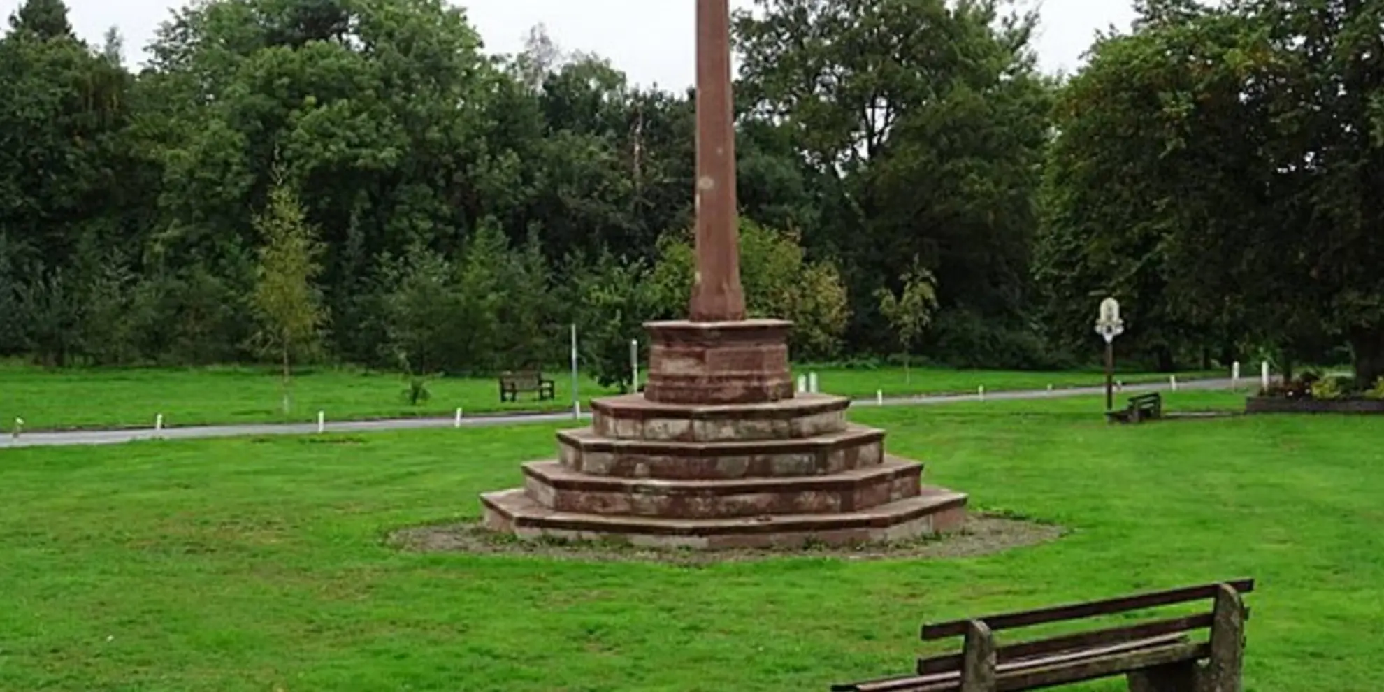 An image depicting the trail Wedgwood - Barlaston - Downs Bank and the Trent and Mersey Canal and its surrounding area.