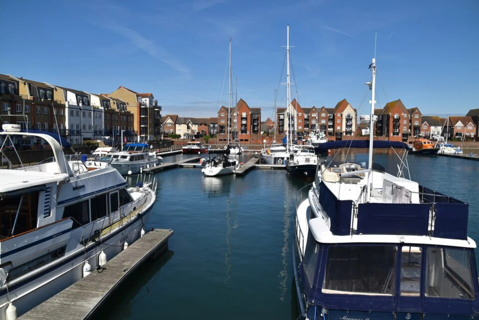 An image depicting the trail Sovereign Harbour Walk and its surrounding area.