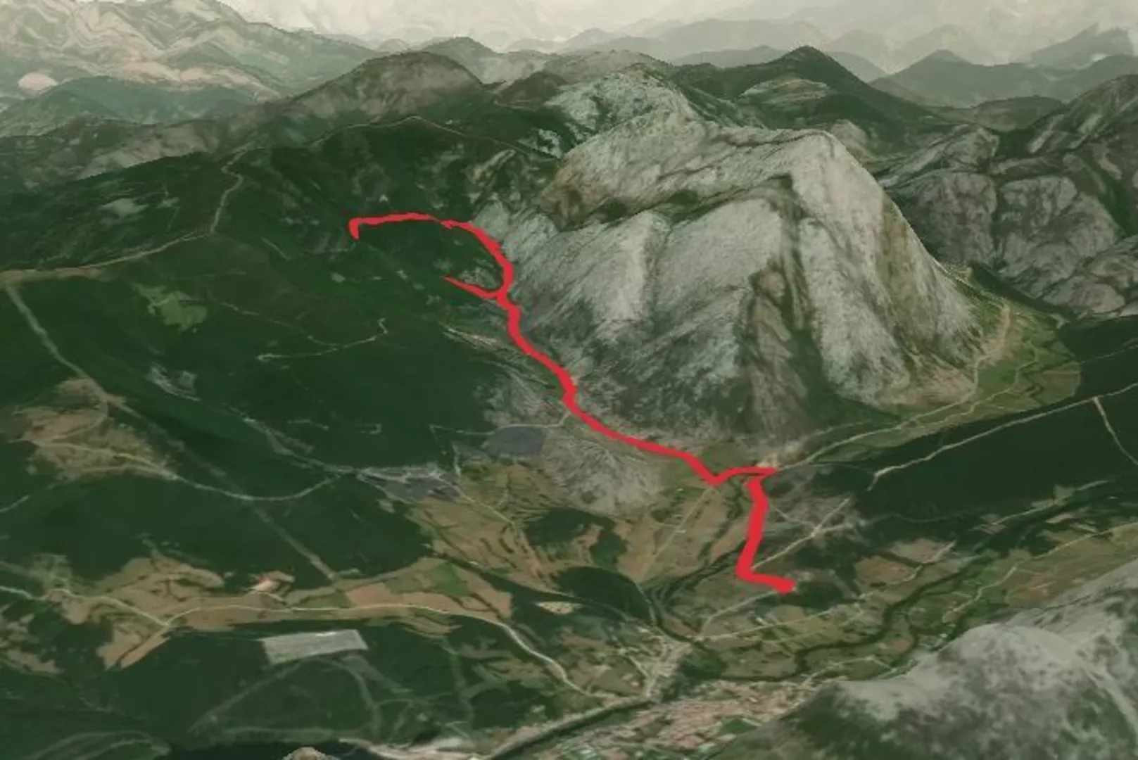 An image depicting the trail Path of the Roblón of the Monastery PR P 12 and its surrounding area.