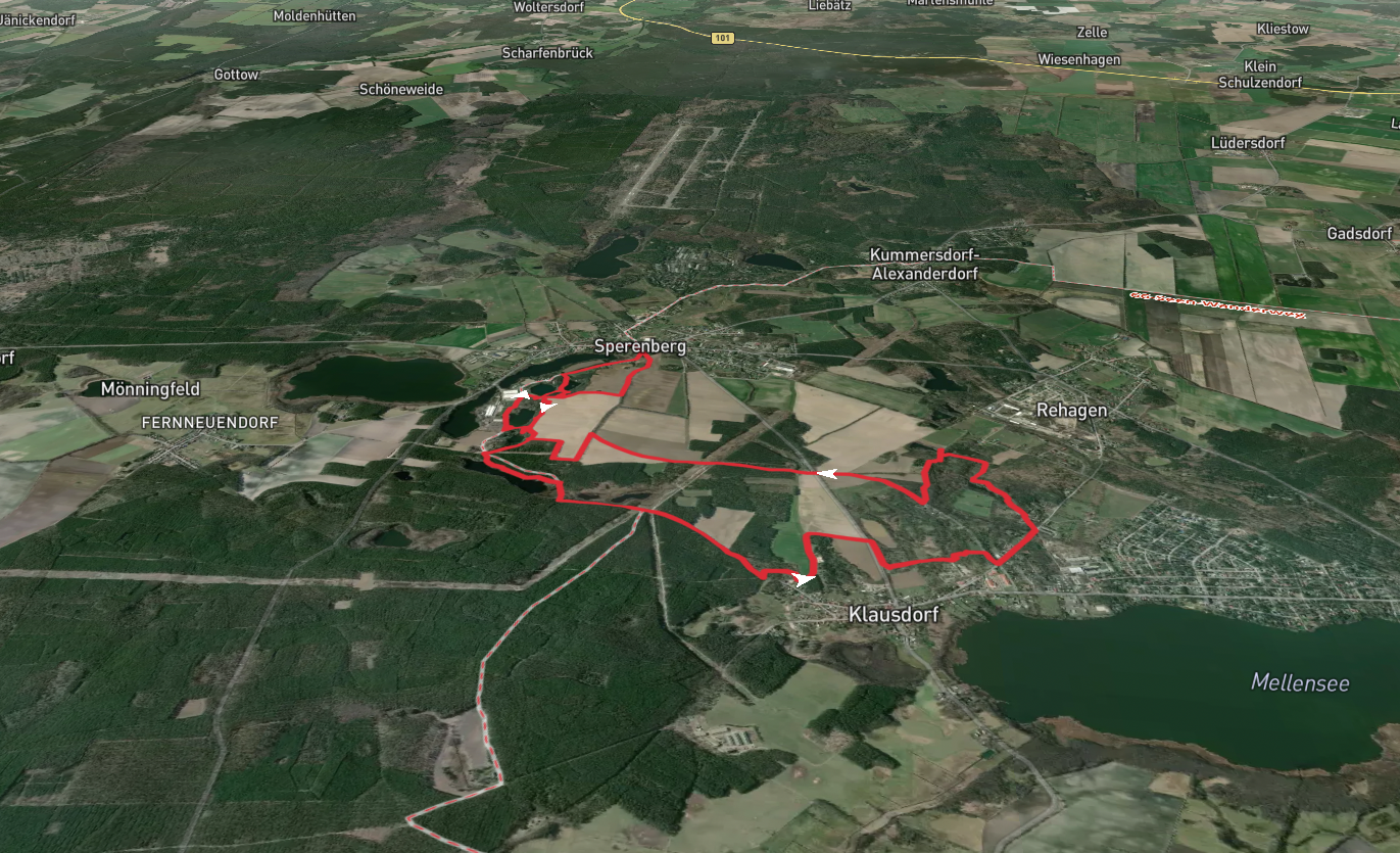 Erster Tiefbau, Dritter Tiefbau via Muehlenweg and 66 Seen Wanderweg