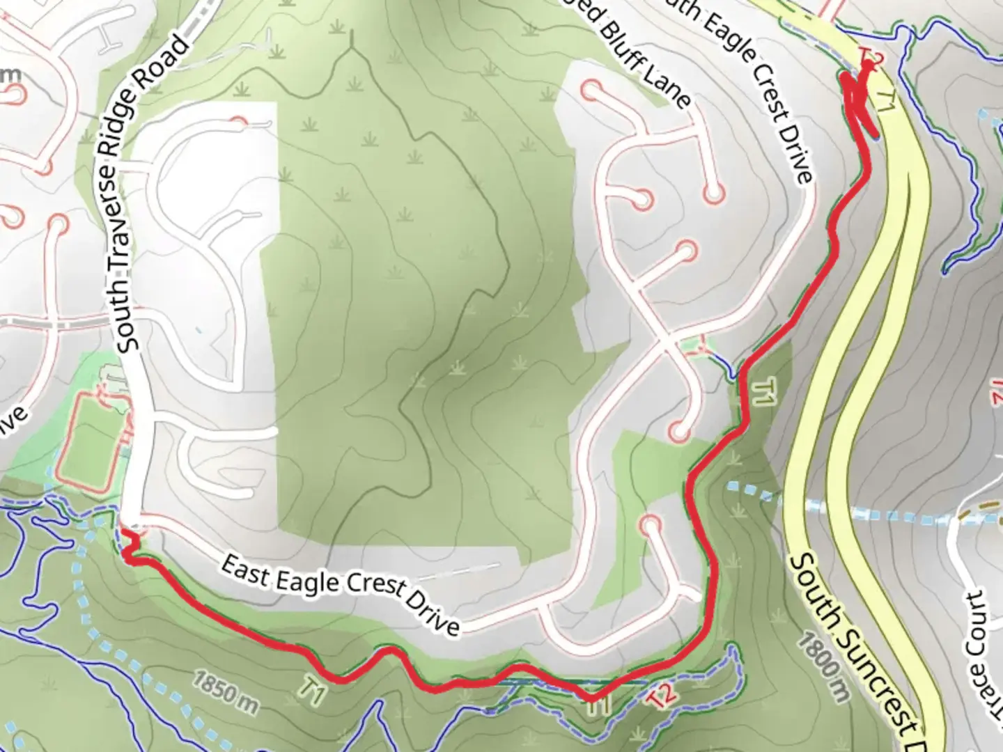 An image depicting the trail Eagle Crest Park Walk and its surrounding area.